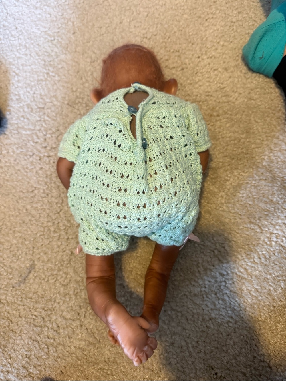 Ashton -Drake Realistic Baby Monkey Doll set - Picture 2 of 9